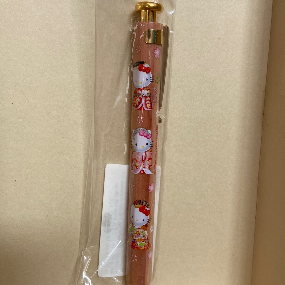 hello kitty mechanical pencil made in japan